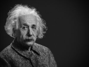 biografi albert einstein